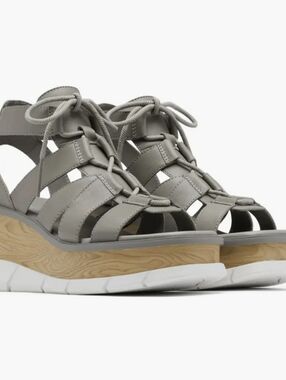 NWOT SOREL Joanie III Lace-Up Wedge Sandals - Chrome Grey - Size 9